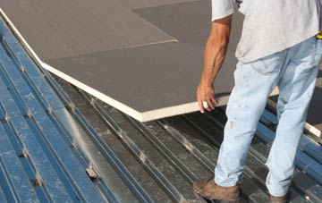benefits of insulating Hints flat roofing