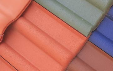 Hints plastic roofing companies
